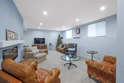 1390  Foxwood Pass, Oconomowoc, WI 53066 - Photo 29