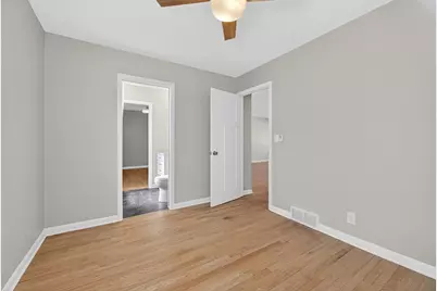 11817 W North Ave, Wauwatosa, WI 53226 - Photo 17