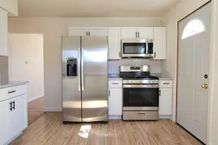 4167 N 70th St, Milwaukee, WI 53216 - Photo 7