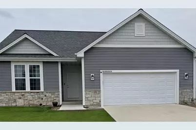 W218N16074  Tiger Lily Dr, Jackson, WI 53037 - Photo 1