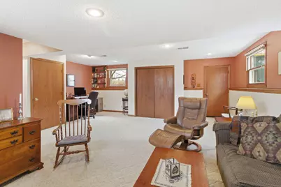 900 E Elm Rd, Oak Creek, WI 53154 - Photo 33