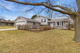 900 E Elm Rd, Oak Creek, WI 53154 - Photo 1