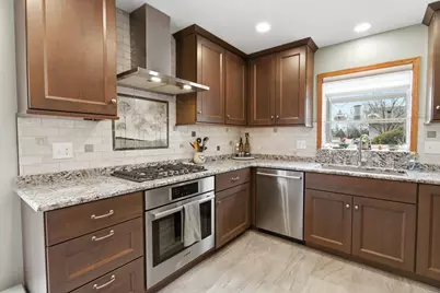 900 E Elm Rd, Oak Creek, WI 53154 - Photo 11