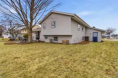 900 E Elm Rd, Oak Creek, WI 53154 - Photo 51