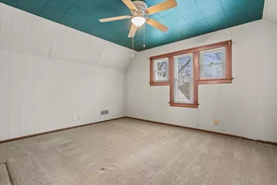 6611 W Moltke Ave, Milwaukee, WI 53210 - Photo 21