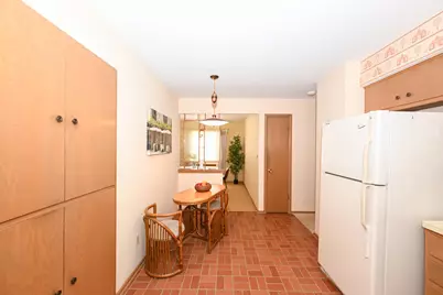 5316  Robin Dr, Greendale, WI 53129 - Photo 13