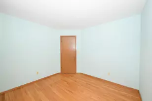 5316 Robin Dr, Greendale, WI 53129 - Photo 19