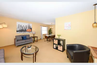 5316  Robin Dr, Greendale, WI 53129 - Photo 3