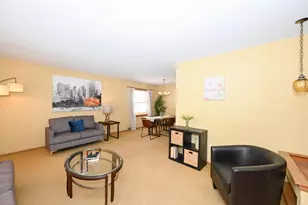 5316 Robin Dr, Greendale, WI 53129 - Photo 3