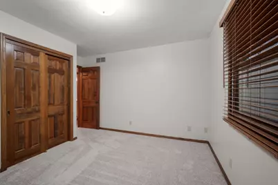 1324  Rhynie Ct, West Bend, WI 53095 - Photo 23