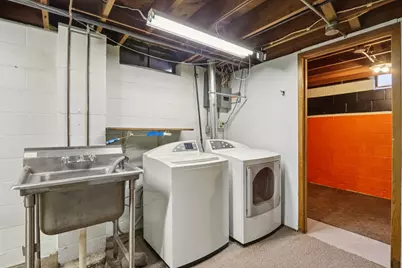 2719  Henry St, Sheboygan, WI 53081 - Photo 31