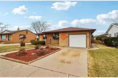 2719  Henry St, Sheboygan, WI 53081 - Photo 5