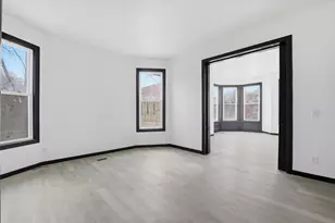 604 N 30th St, Milwaukee, WI 53208 - Photo 7