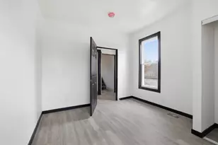 604 N 30th St, Milwaukee, WI 53208 - Photo 23