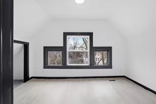 604 N 30th St, Milwaukee, WI 53208 - Photo 17