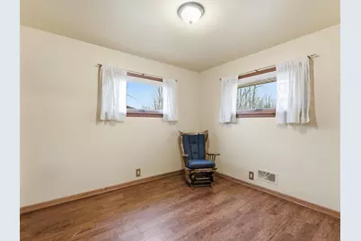 1402 N 21st St, Manitowoc, WI 54220 - Photo 21