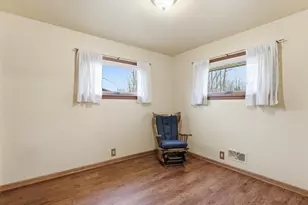 1402 N 21st St, Manitowoc, WI 54220 - Photo 21