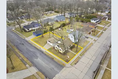 1402 N 21st St, Manitowoc, WI 54220 - Photo 11