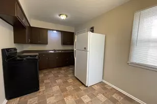 5806 N 76th St, Milwaukee, WI 53218 - Photo 5