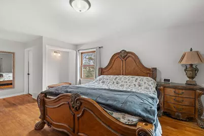 8710 W Hawthorne Ln, Franklin, WI 53132 - Photo 23