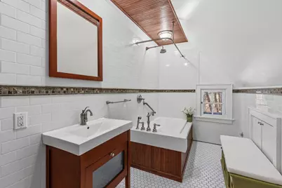 6789 N Elm Tree Rd, Glendale, WI 53217 - Photo 13