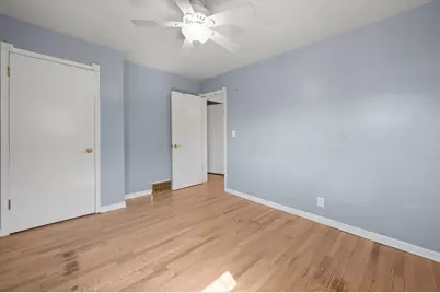 3763 S 51st St, Milwaukee, WI 53220 - Photo 7