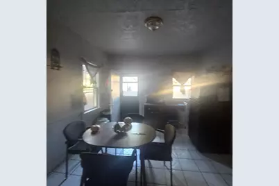 1206 W Scott St, Milwaukee, WI 53204 - Photo 9