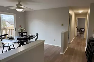 975 Manor Dr, Neenah, WI 54956 - Photo 11