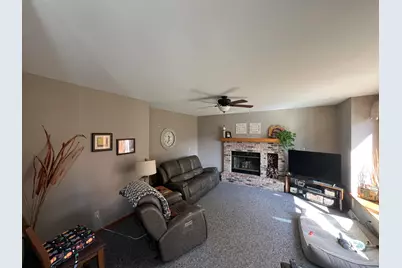 W253S10980  Hunters Run -, Vernon, WI 53149 - Photo 5