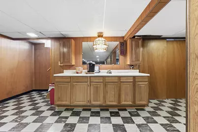 8205 W Beloit Rd, West Allis, WI 53219 - Photo 21