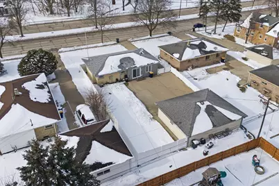 8205 W Beloit Rd, West Allis, WI 53219 - Photo 33