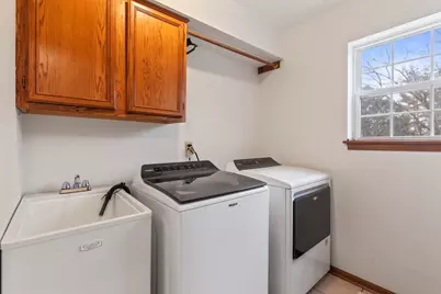 5400 W Donges Ln, Brown Deer, WI 53223 - Photo 21