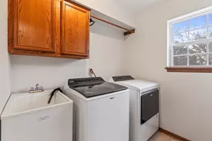 5400 W Donges Ln, Brown Deer, WI 53223 - Photo 21