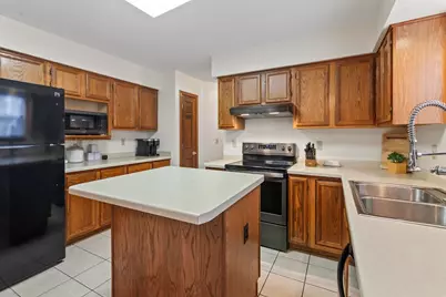 5400 W Donges Ln, Brown Deer, WI 53223 - Photo 17