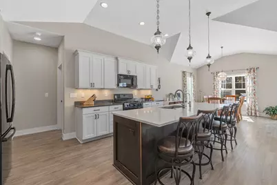 N54W23830  Limestone Ct, Sussex, WI 53089 - Photo 7