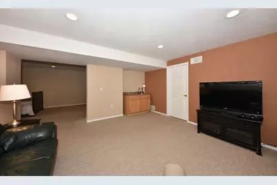 N59W17764  Meadow Ct, Menomonee Falls, WI 53051 - Photo 35