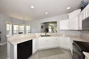 N59W17764 Meadow Ct, Menomonee Falls, WI 53051 - Photo 17