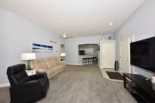 N59W17764 Meadow Ct, Menomonee Falls, WI 53051 - Photo 9