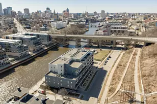 1902 N Commerce St, Milwaukee, WI 53212 - Photo 31