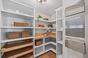 2322 S Lenox St, Milwaukee, WI 53207 - Photo 15