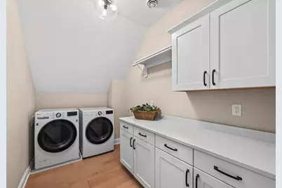 2322 S Lenox St, Milwaukee, WI 53207 - Photo 25