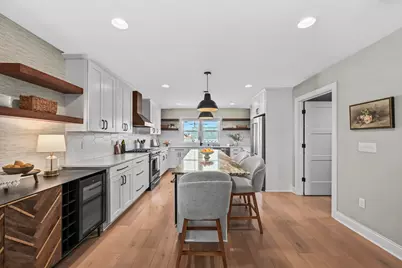 2322 S Lenox St, Milwaukee, WI 53207 - Photo 11