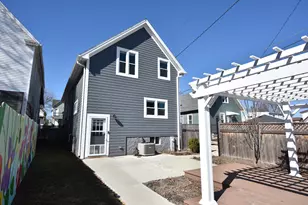 2322 S Lenox St, Milwaukee, WI 53207 - Photo 35