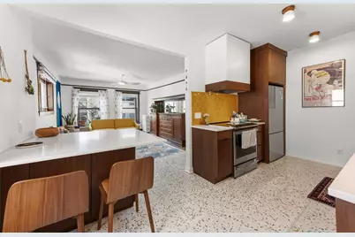 1714 E Kane Pl #K, Milwaukee, WI 53202 - Photo 5