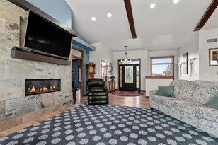 2345 Silveridge Dr, Manitowoc, WI 54220 - Photo 5