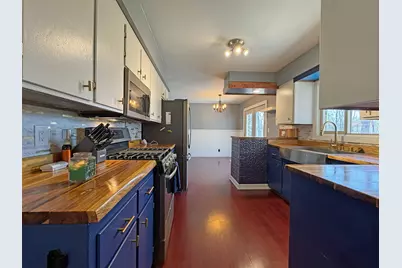 3766  Maplewood Ct, Richfield, WI 53033 - Photo 5