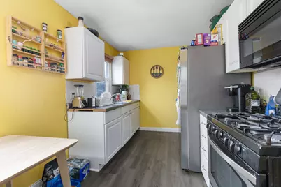 2331 S 61st St, West Allis, WI 53219 - Photo 3