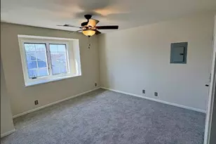 949 Quinlan Dr, Pewaukee, WI 53072 - Photo 11