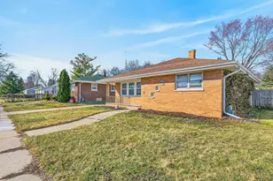 5402 39th Ave, Kenosha, WI 53144 - Photo 5