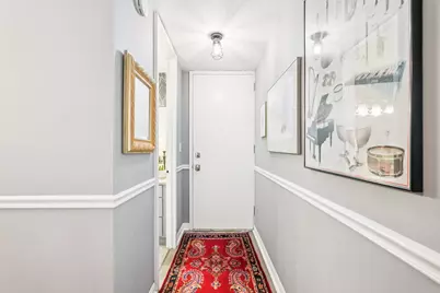 1919 N Summit Ave #1C, Milwaukee, WI 53202 - Photo 3